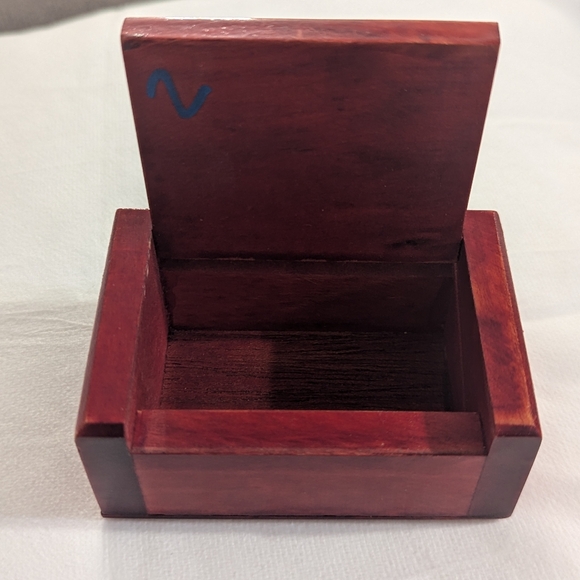 Handmade Trinket Box From Costa Rica - Picture 4 of 11